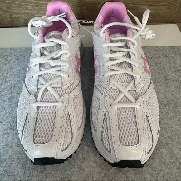 Under Armour Women’s New HOVR Apparition White and Pink Running Shoes - Picture 6 of 8